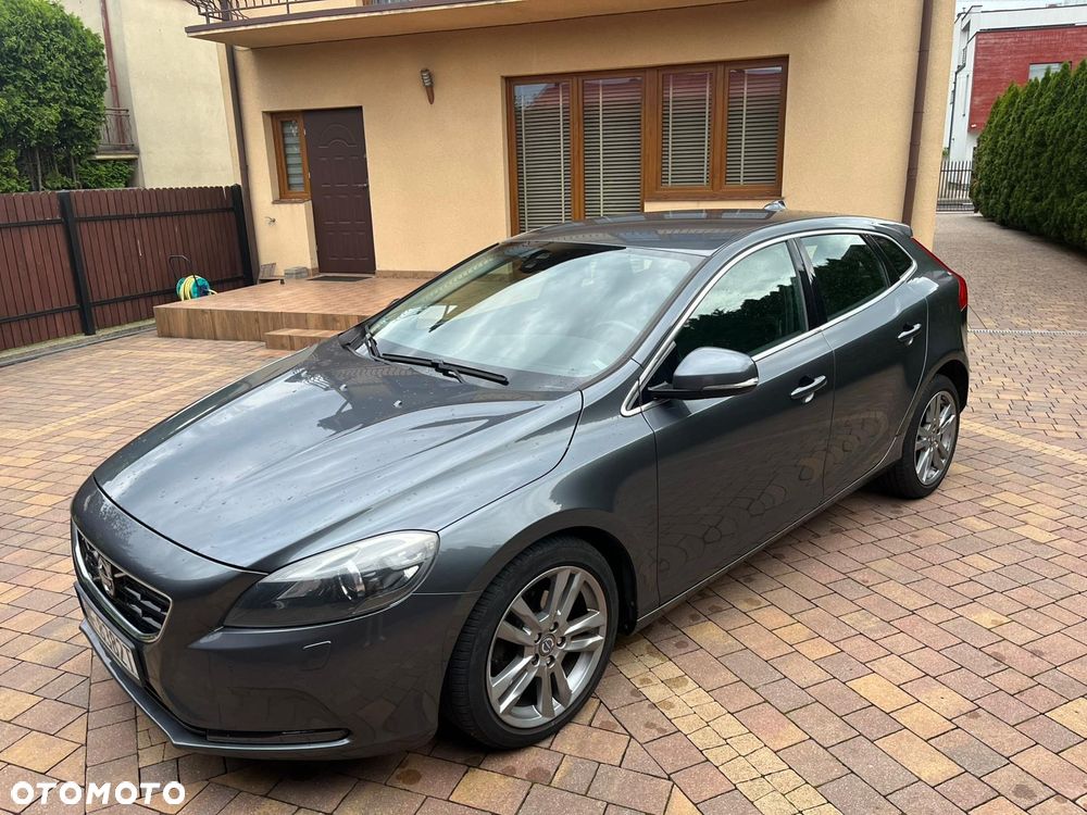 Volvo V40 D2 - 1