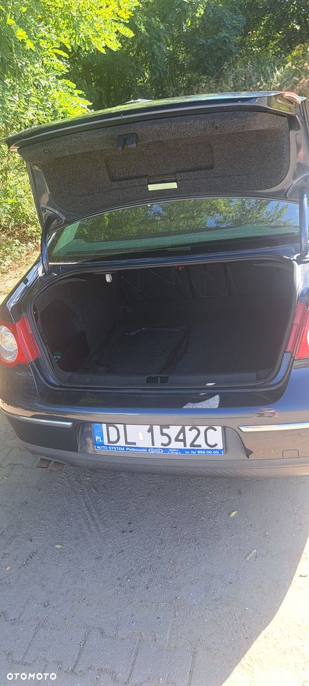 Volkswagen Passat 2.0 TDI DPF Highline - 6
