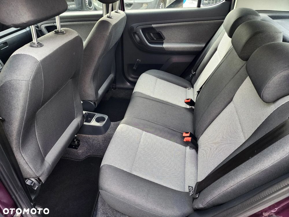 Skoda Fabia 1.2 12V Style - 34