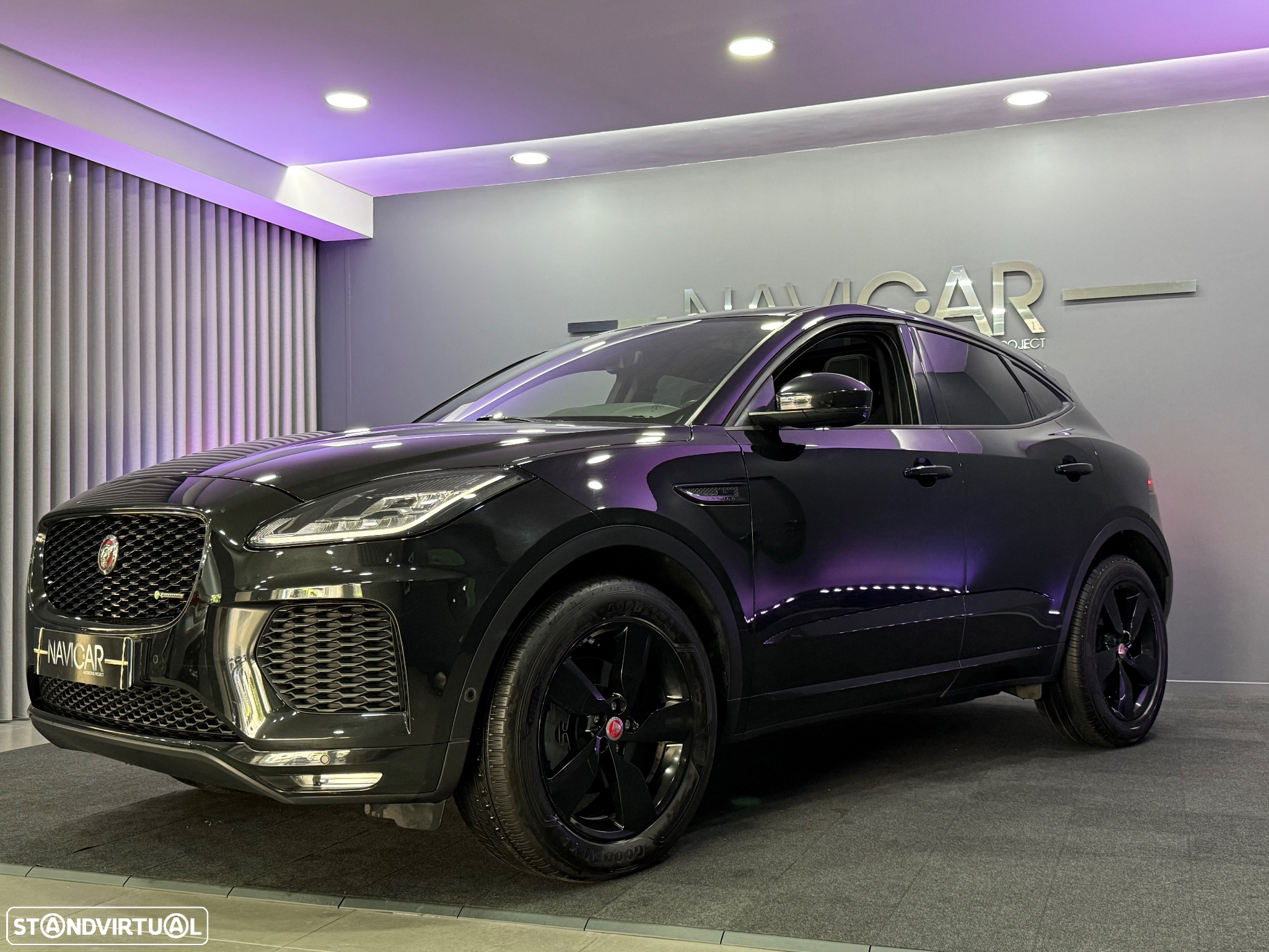 Jaguar E-Pace 2.0 i4D R-Dynamic S AWD Aut. - 4