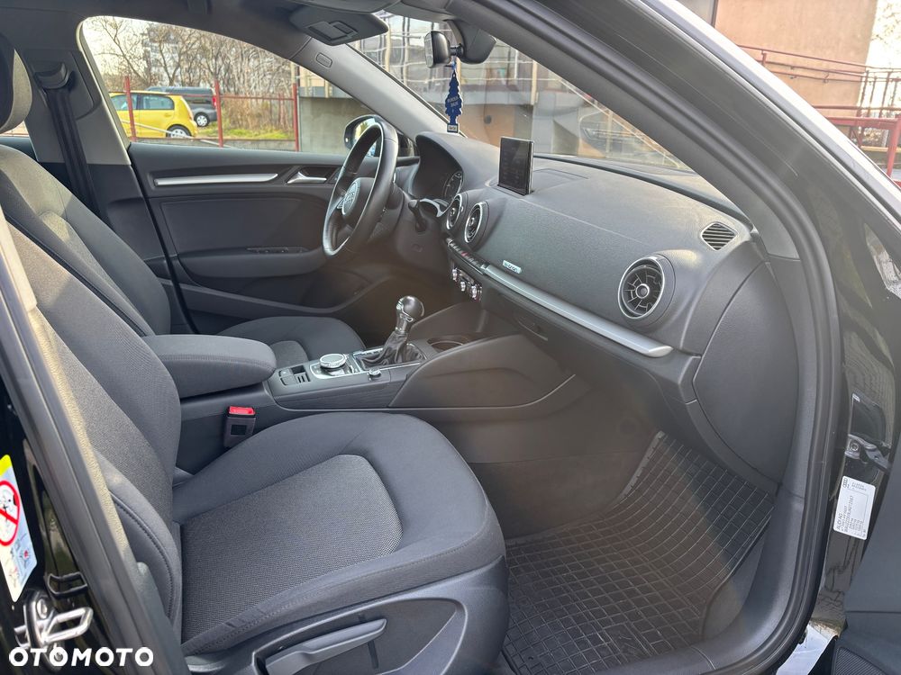 Audi A3 Sportback - 20