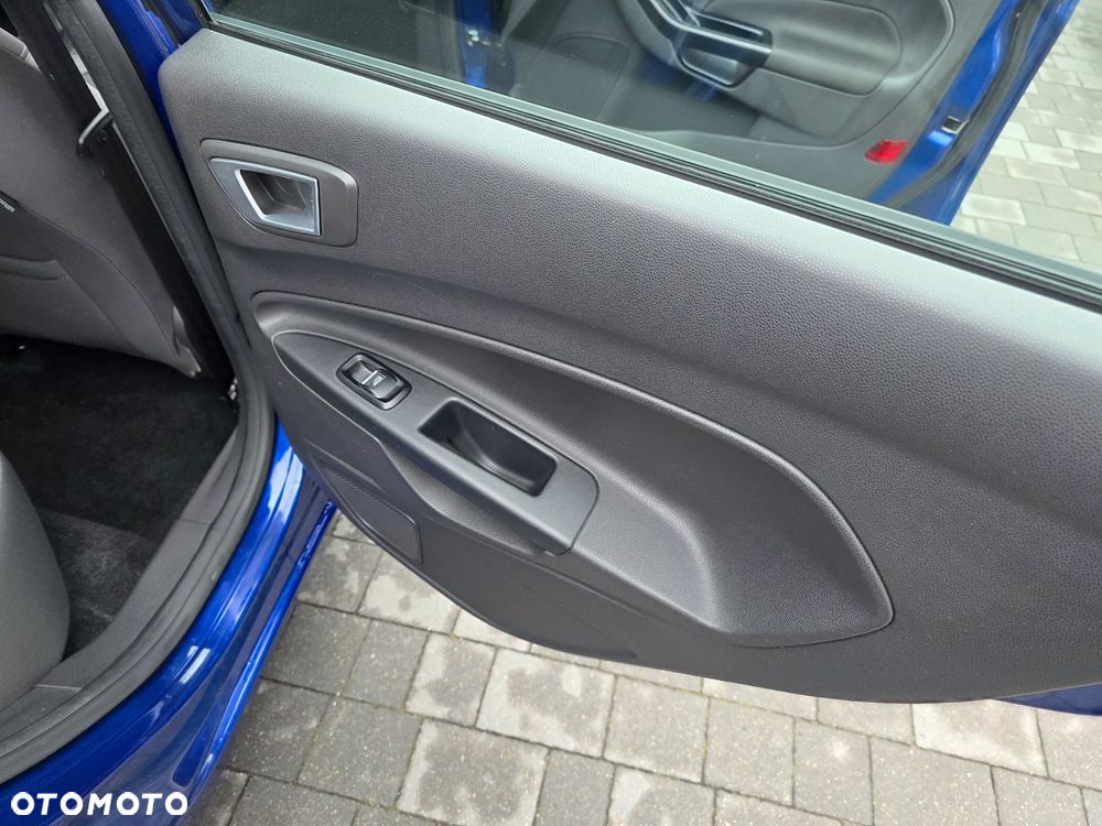 Ford Fiesta 1.0 Platinium X - 12