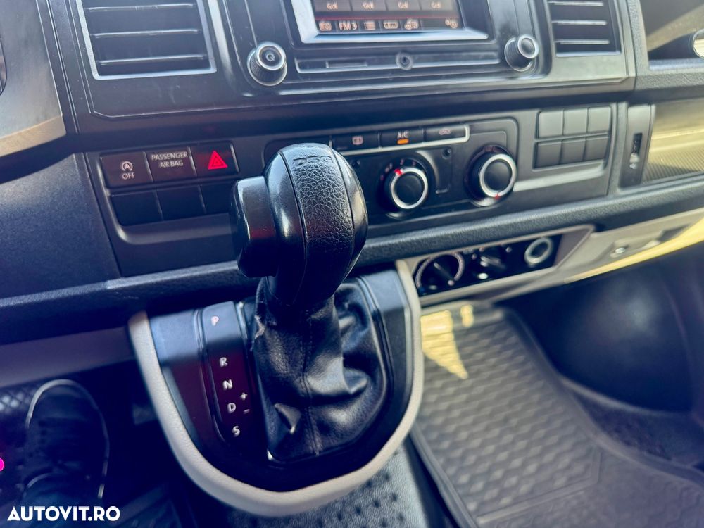 Volkswagen Caravelle KR Highline DSG - 36