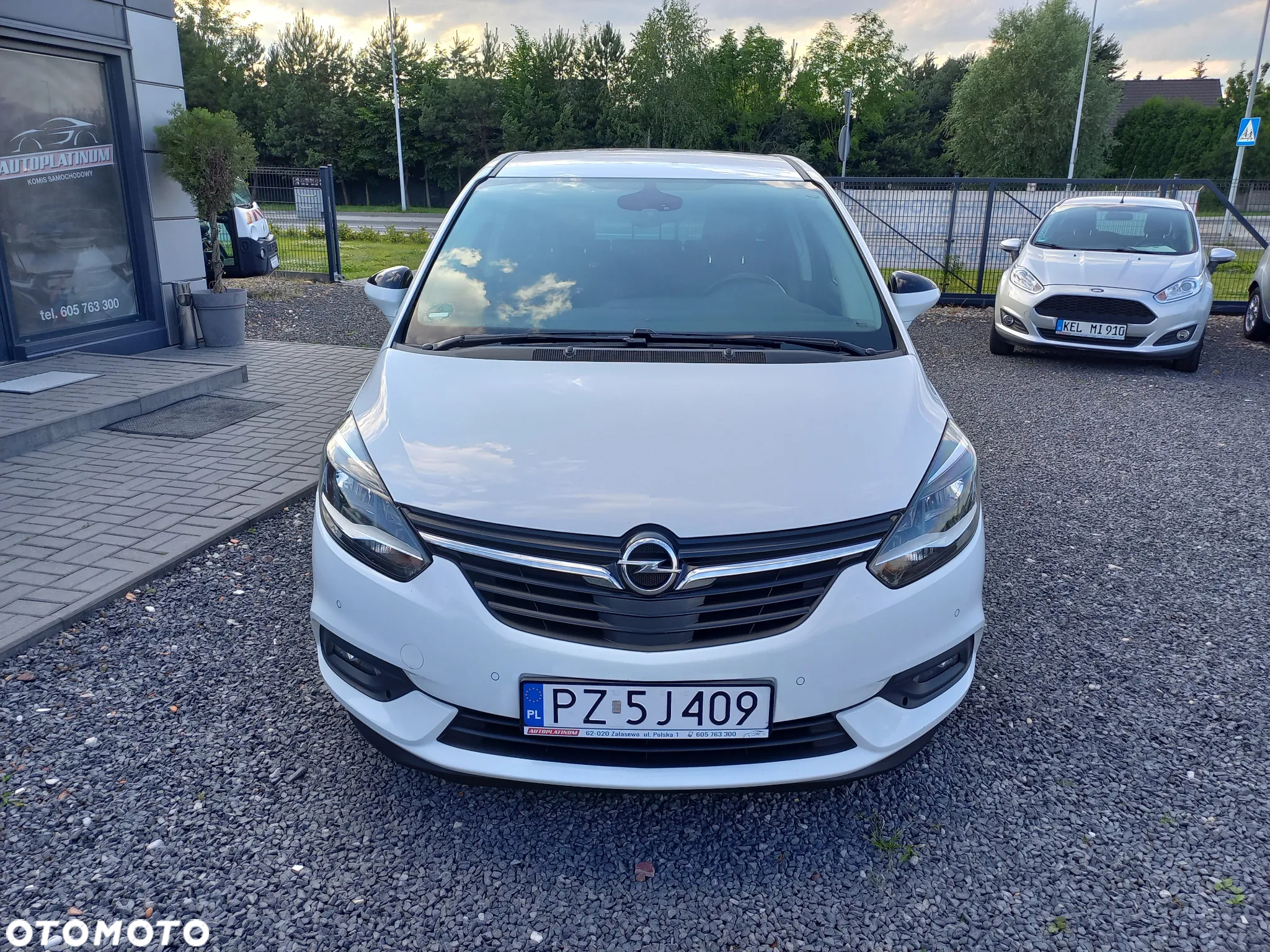 Opel Zafira - 10