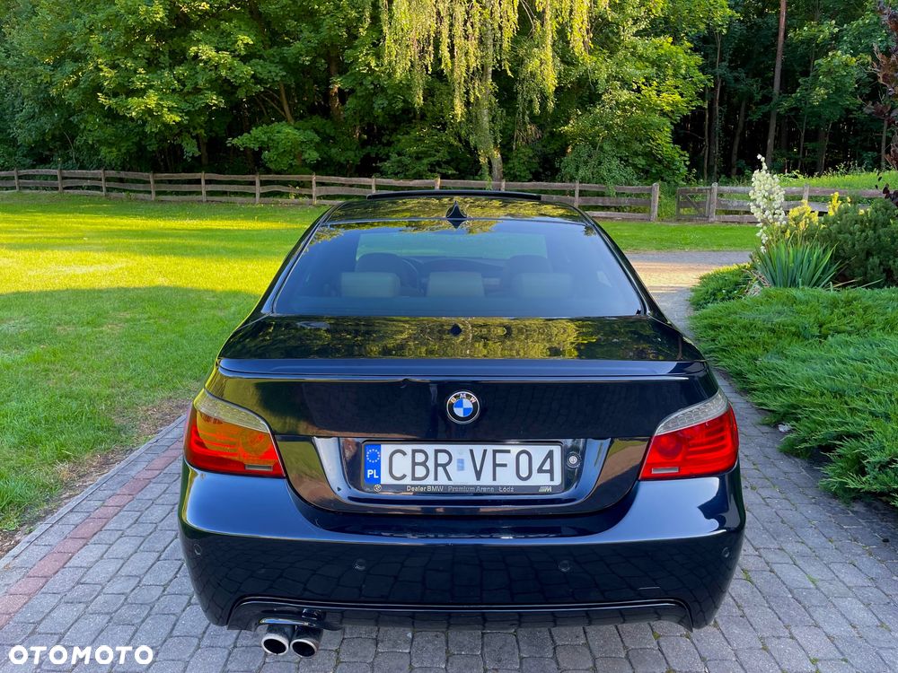 BMW Seria 5 535d - 23