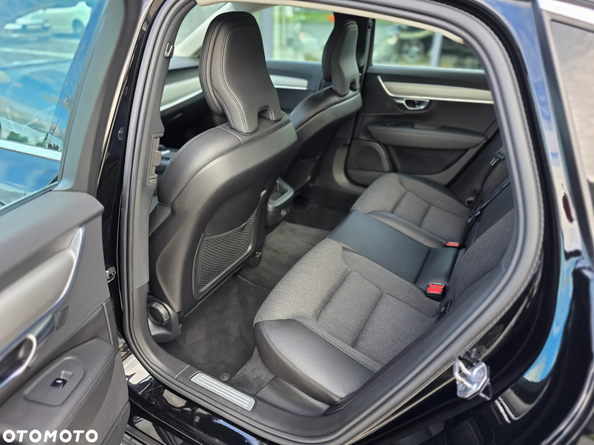 Volvo S90 B4 B Momentum Pro - 23