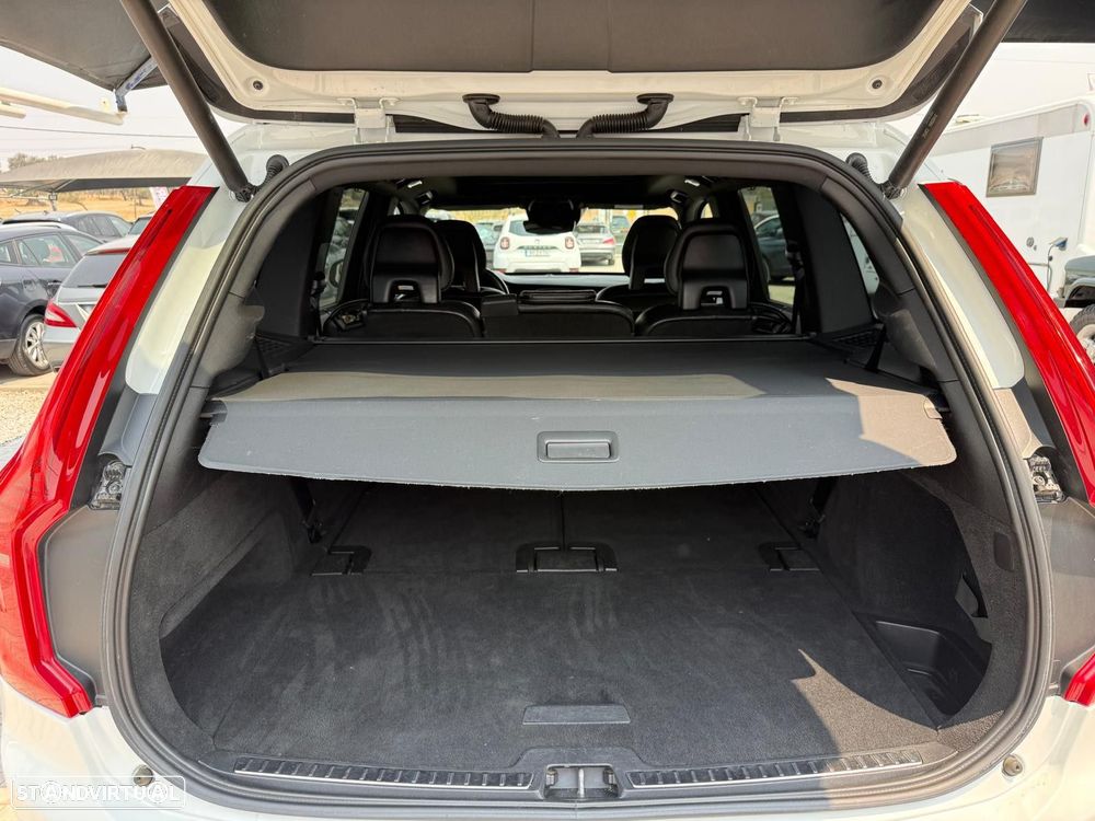 Volvo XC 90 2.0 D4 R-Design - 18