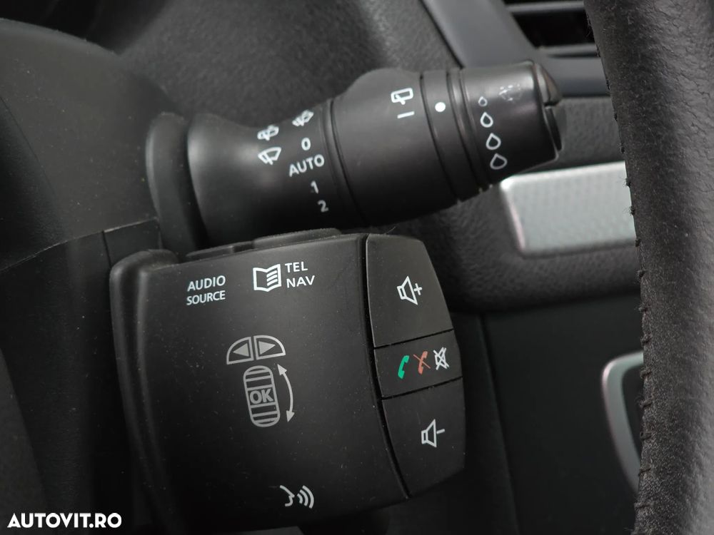 Renault Megane 1.9 dCi FAP Dynamique - 10