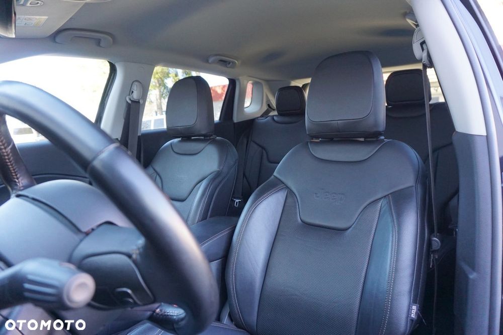 Jeep Compass 1.3 T-GDI I4 Limited - 28