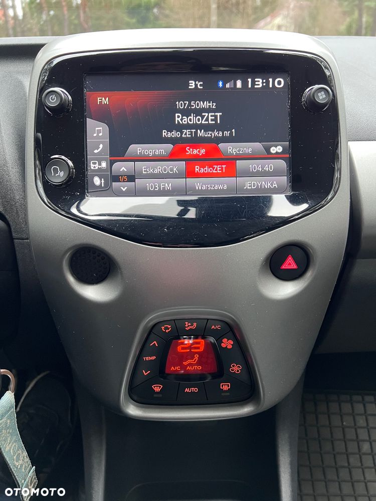 Toyota Aygo x-play - 19