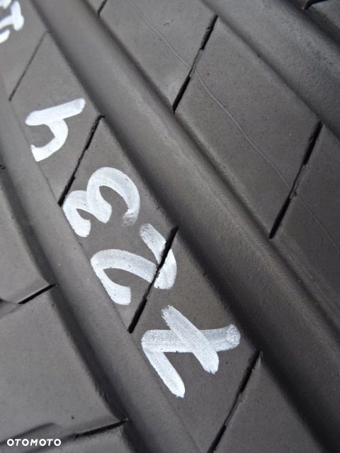 225/40/R19 93W Bridgestone Turanza T005 - 11
