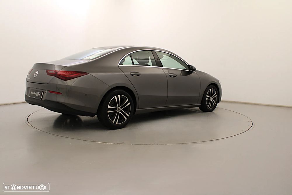 Mercedes-Benz CLA 180 - 6