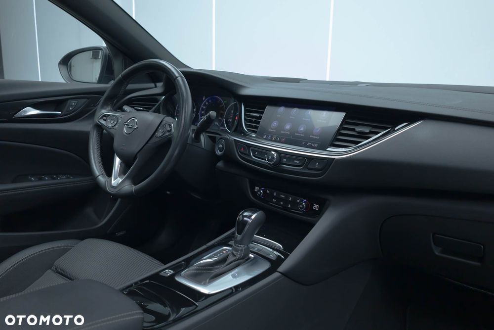 Opel Insignia 2.0 CDTI Business Elegance S&S - 32