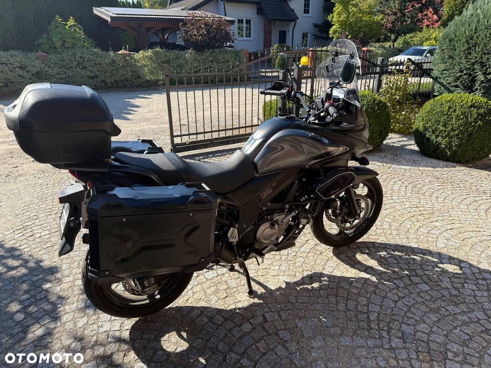 Suzuki V-STROM - 12