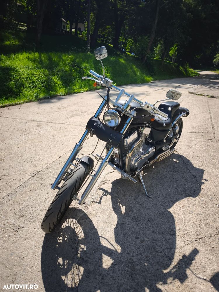 Suzuki VS 1400GL Intruder - 10