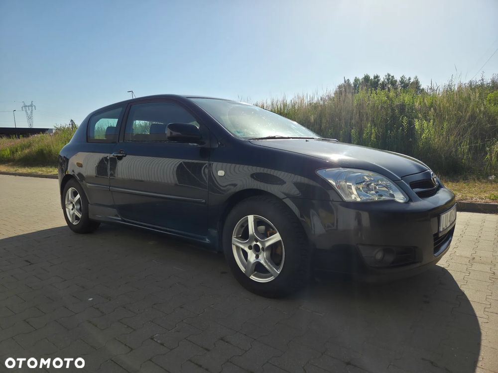 Toyota Corolla 1.6 VVT-i Sportschau Edition - 1