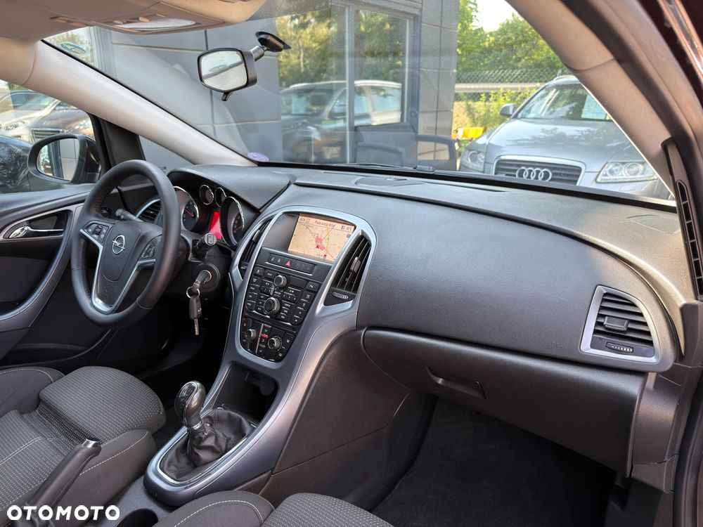 Opel Astra 1.4 T Cosmo - 8