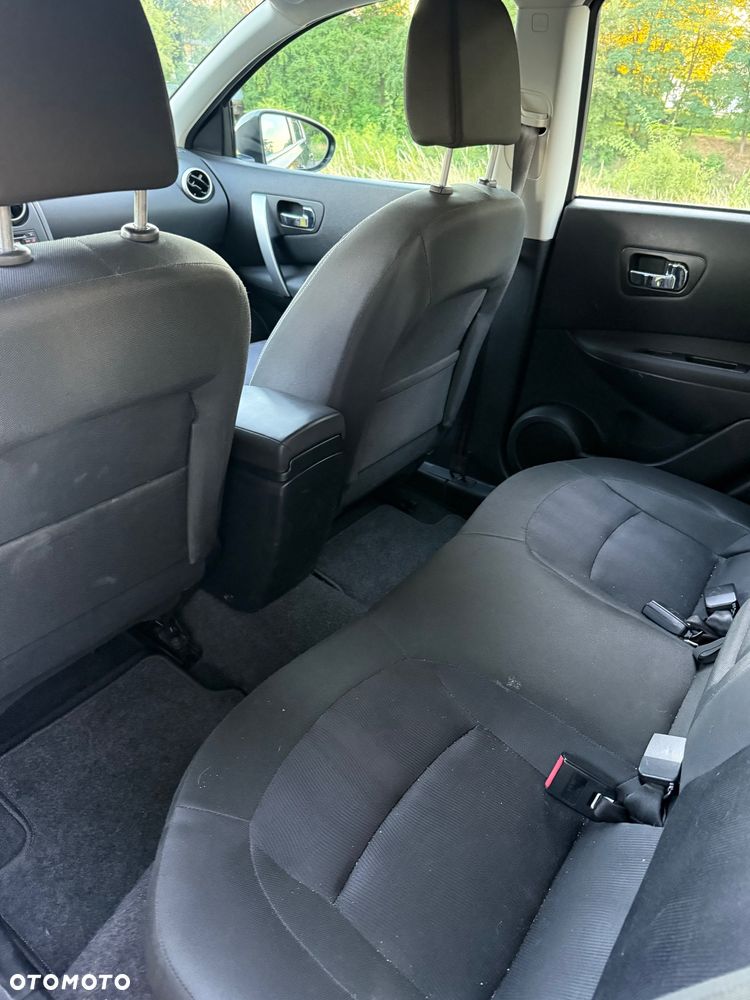 Nissan Qashqai 2.0 Lounge CVT - 8