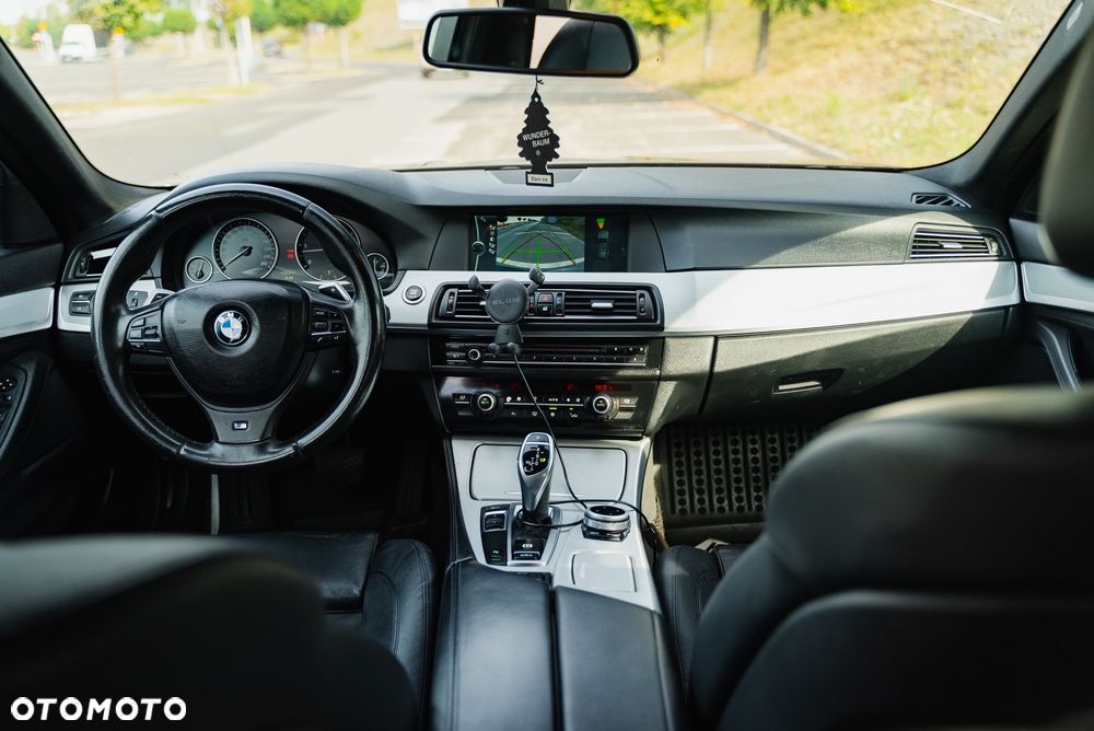 BMW Seria 5 535d Touring - 35