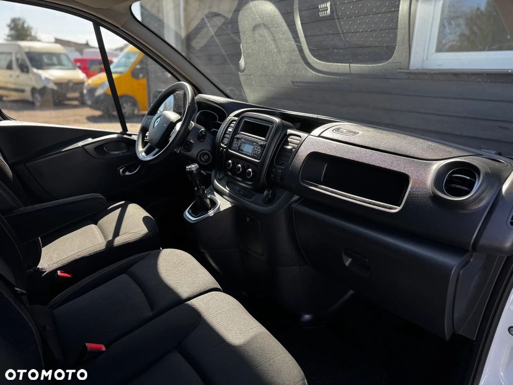 Renault TRAFIC - 19