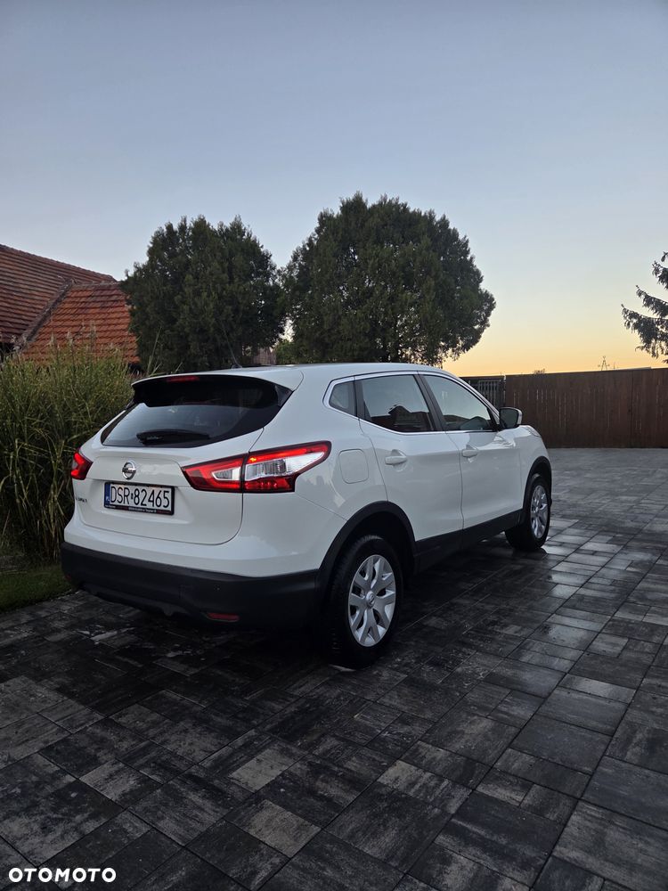 Nissan Qashqai 1.2 DIG-T Visia - 6