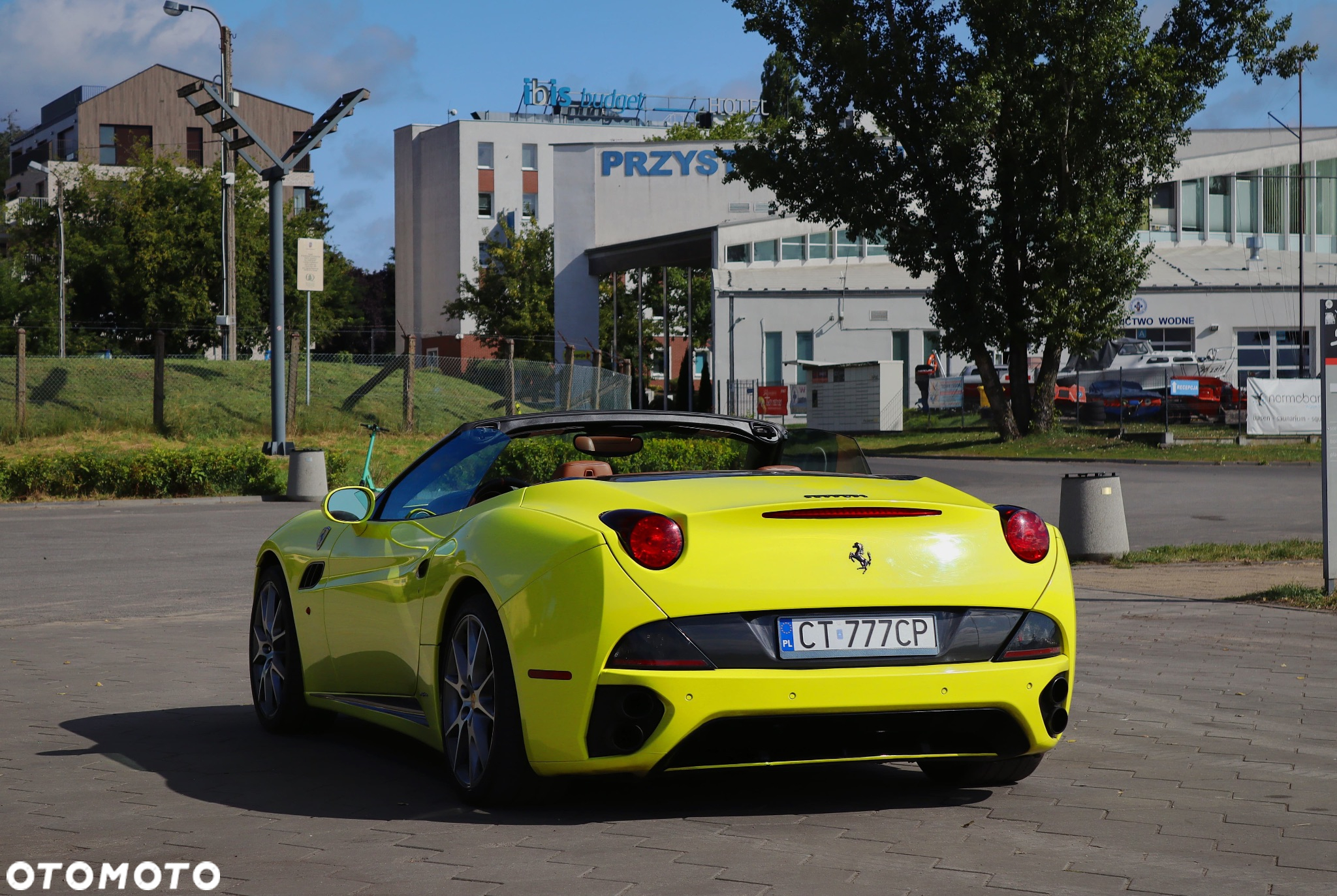 Ferrari California F1 DCT - 9