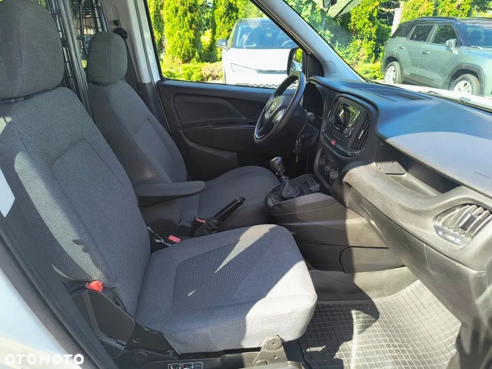 Fiat DOBLO - 13