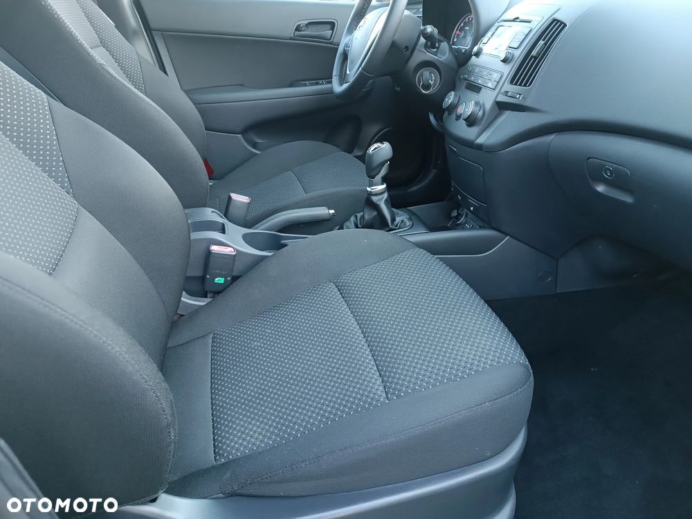 Hyundai i30 1.4 Edition 20 - 24