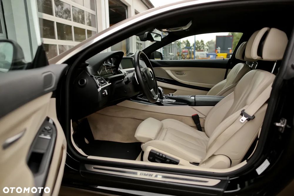 BMW Seria 6 650i xDrive - 17