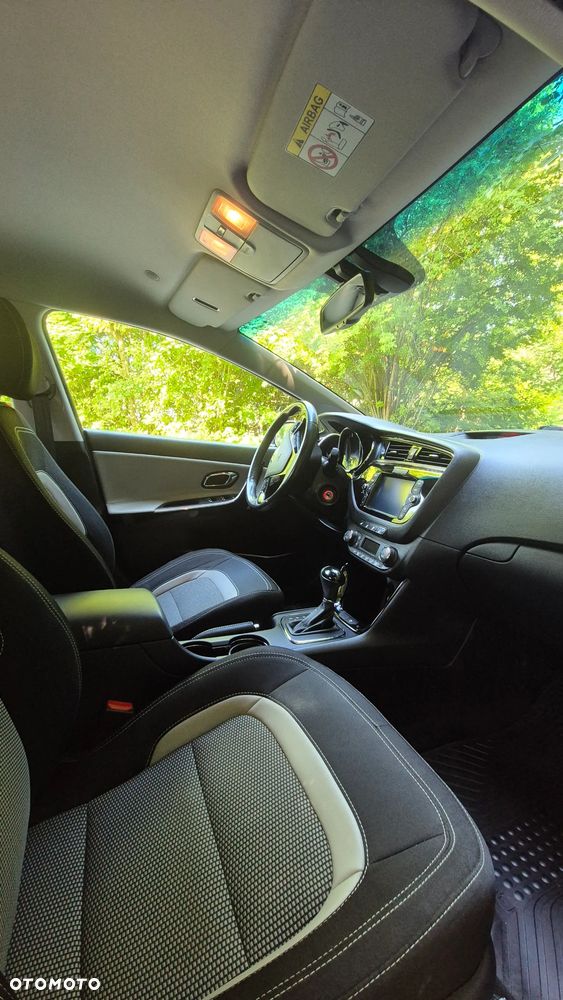 Kia Ceed 1.6 CRDi L Business Line DCT - 9
