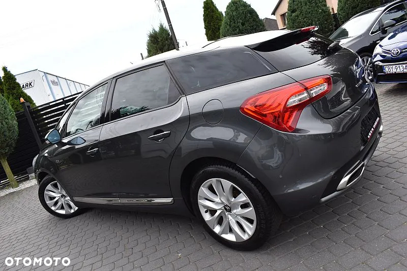 Citroën DS5 2.0 HDi Hybrid4 SportChic MCP - 3