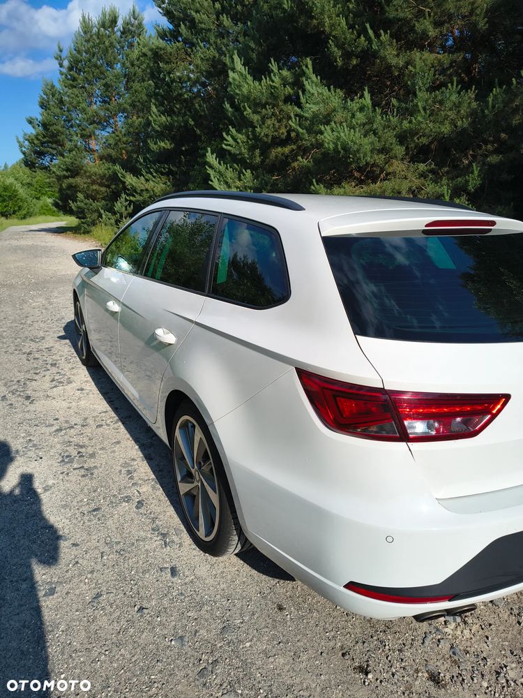 Seat Leon 2.0 TDI DPF Start&Stop FR - 4
