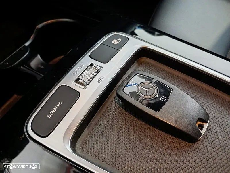 Mercedes-Benz A 250 e - 28