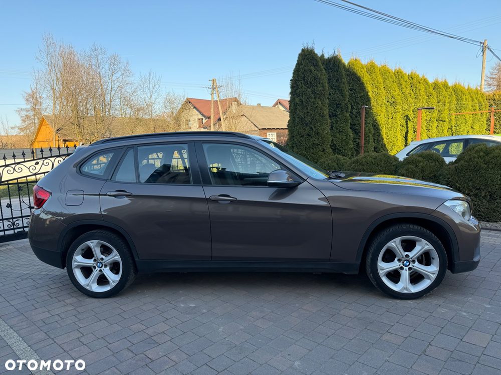 BMW X1 xDrive20d xLine - 13