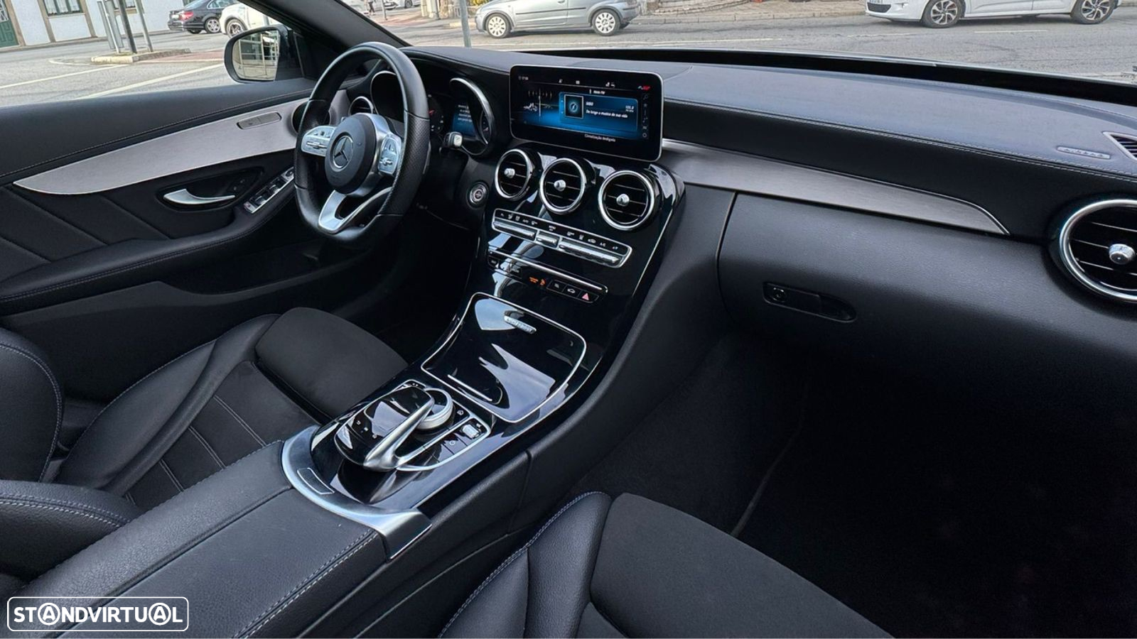 Mercedes-Benz C 300 de AMG Line - 19