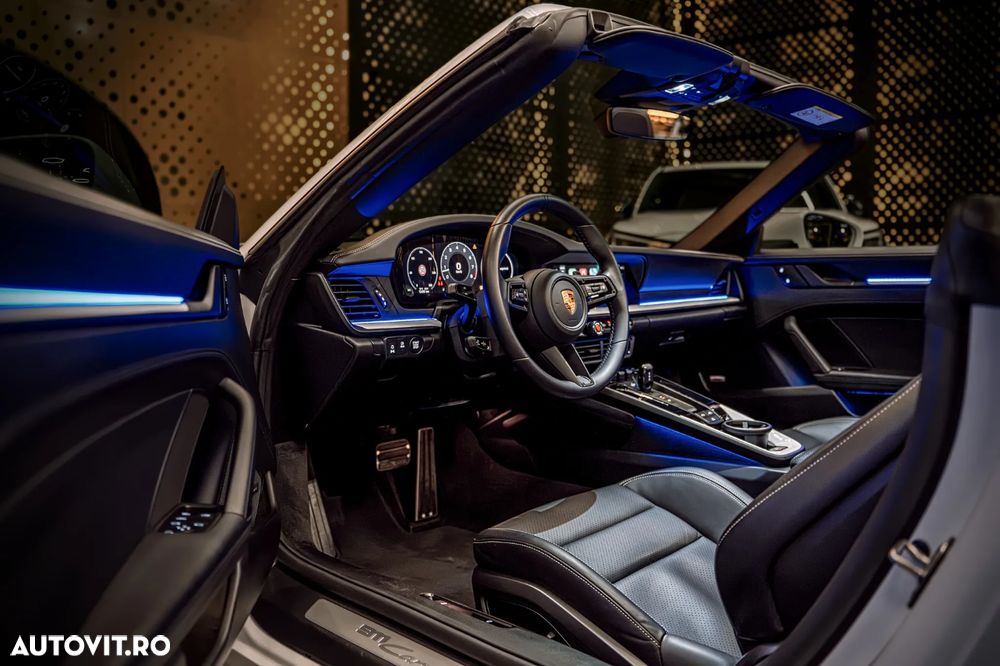 Porsche 911 Carrera PDK - 8