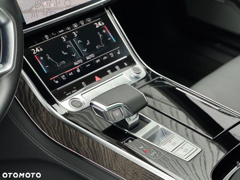 Audi A8 - 17