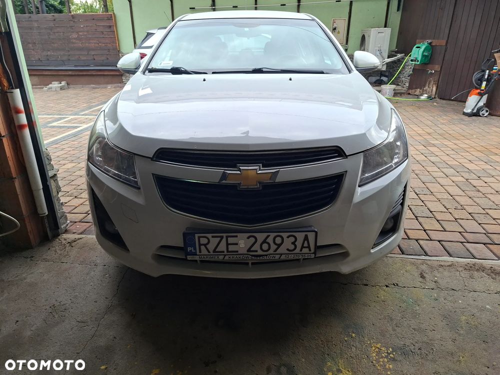 Chevrolet Cruze 1.8 LT - 4