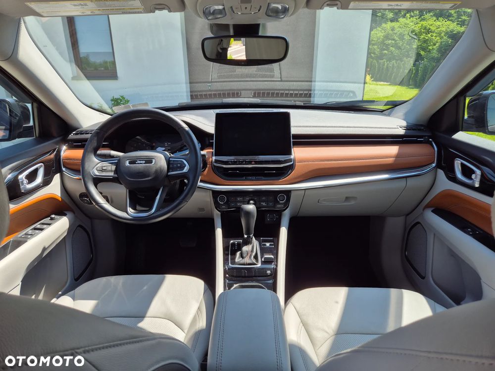 Jeep Compass - 12