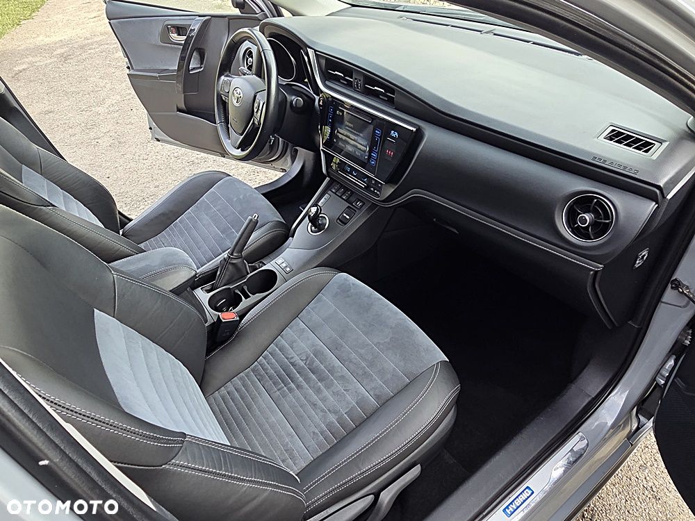 Toyota Auris - 23
