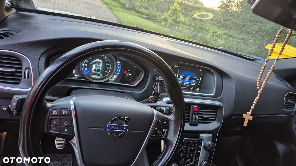 Volvo V40 D4 RDesign - 14