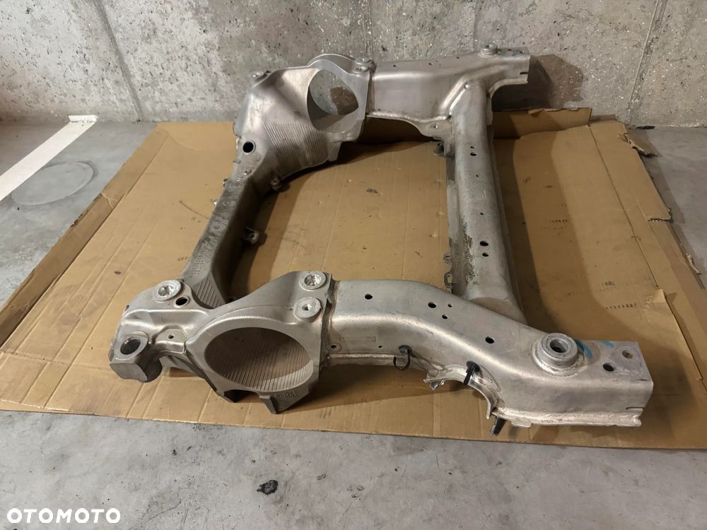 Sanki przednie Mercedes C klasa w206 - 4