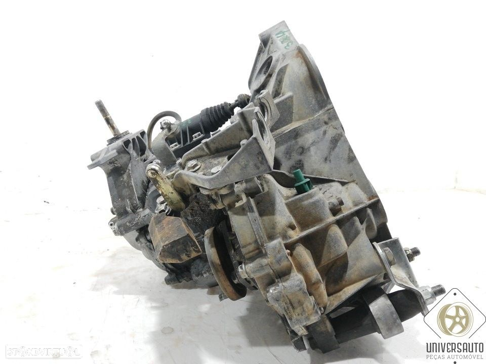 CAIXA VELOCIDADES FIAT PUNTO 2003 - 3