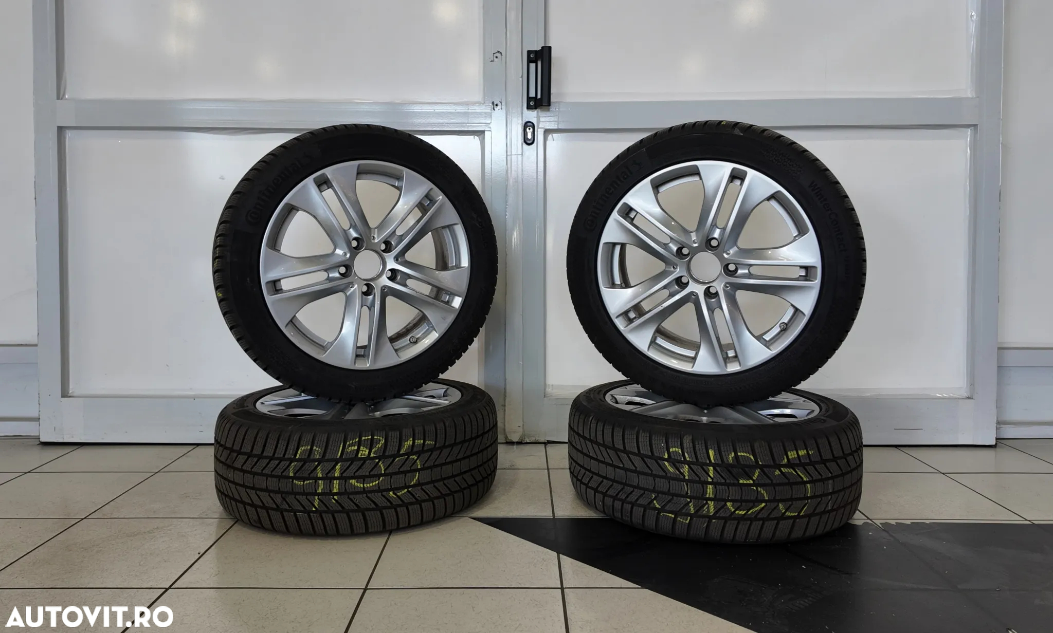 Mercedes-Benz E 220 (BlueTEC) d Coupe 9G-TRONIC - 39