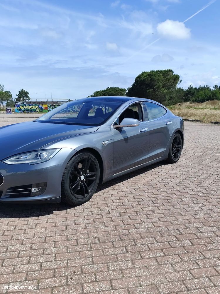Tesla Model S 85 Perfomance - 1