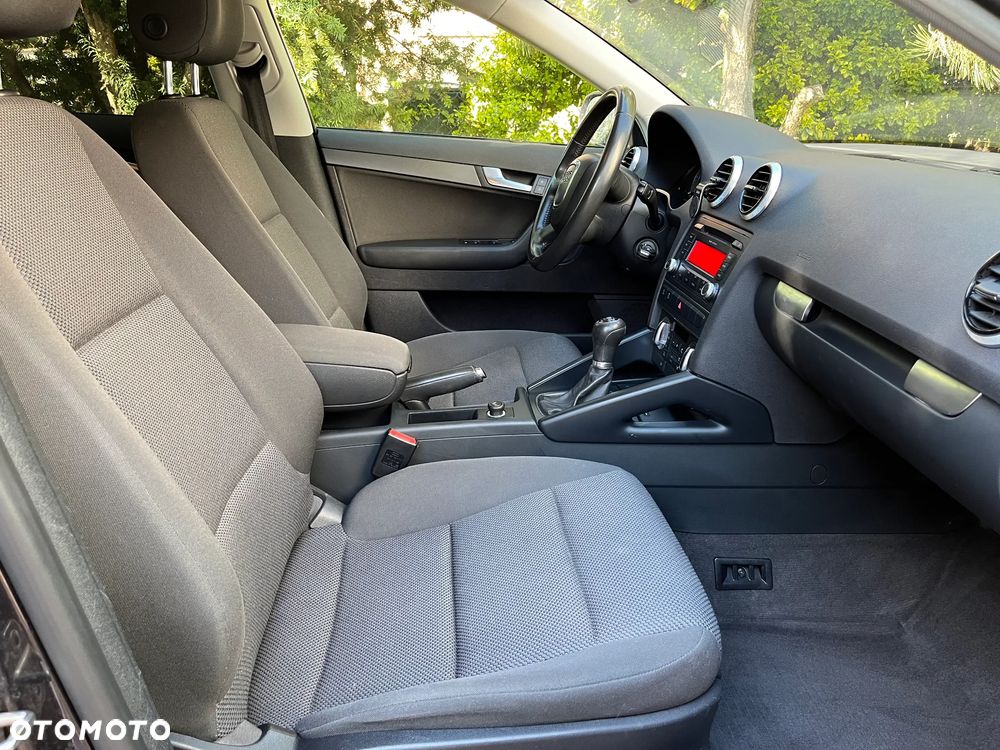 Audi A3 Sportback - 13