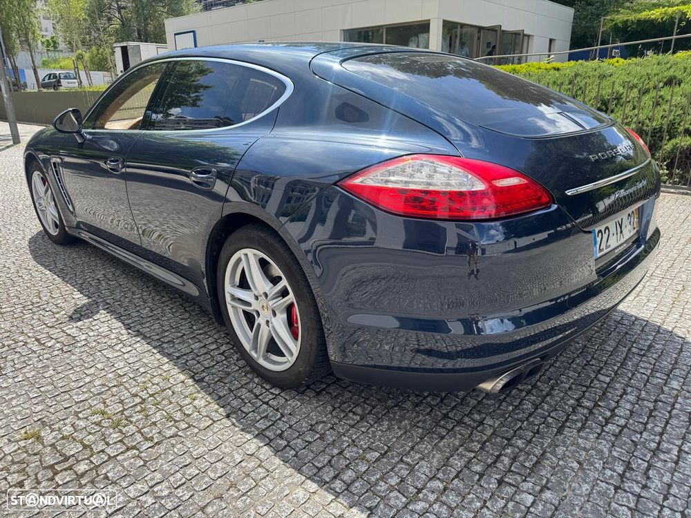 Porsche Panamera Turbo PDK - 2