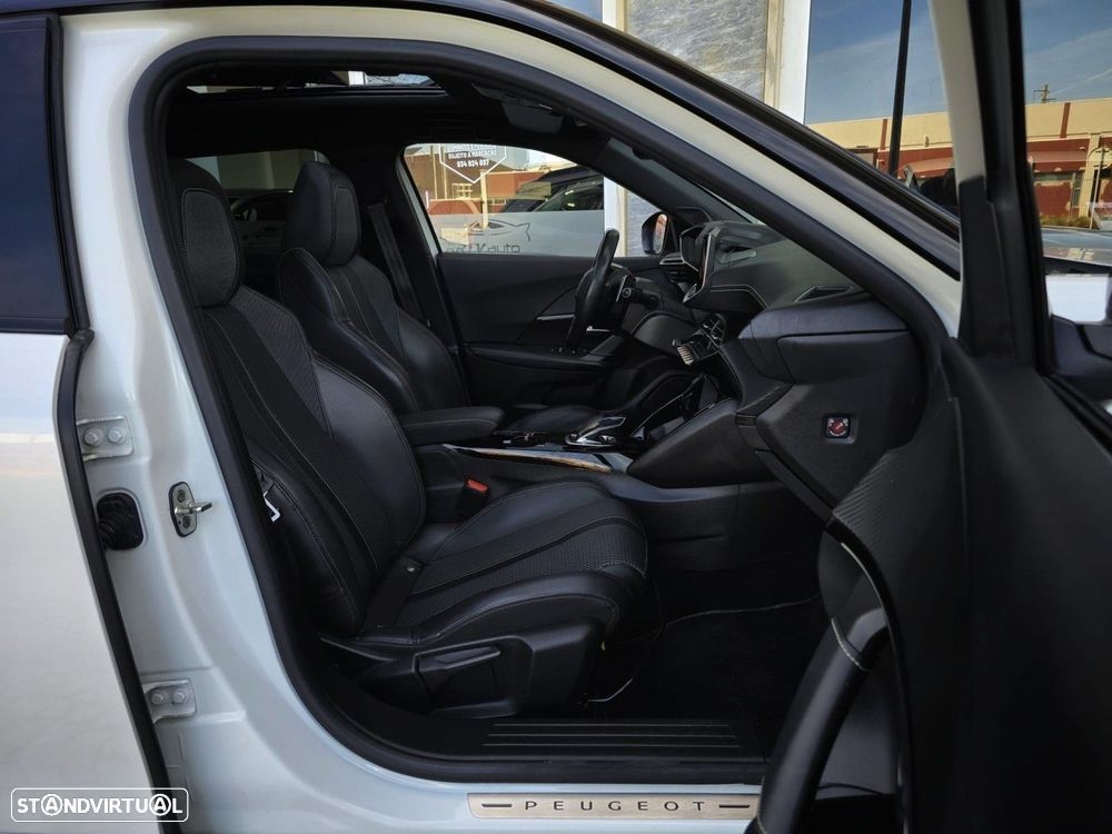 Peugeot 2008 1.2 PureTech GT Line EAT8 - 27