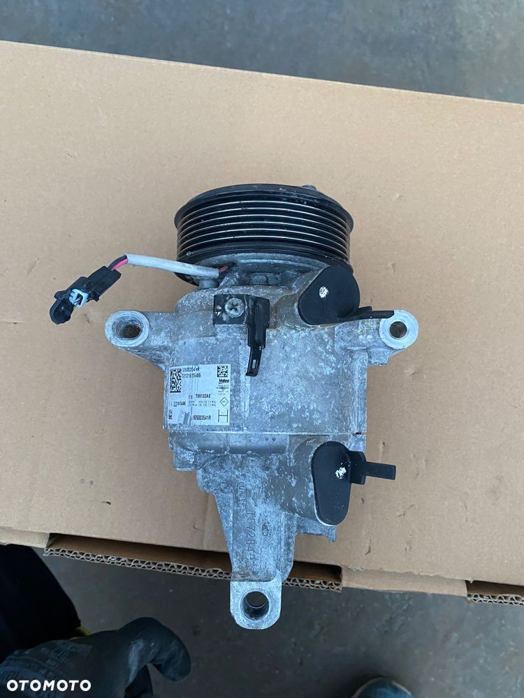 DACIA DUSTER 1 I 2 II DOKKER LODGY LOGAN SANDERO II III POMPA KOMPRESOR SPRĘŻARKA KLIMATYZACJI 1.2T 17r - 5