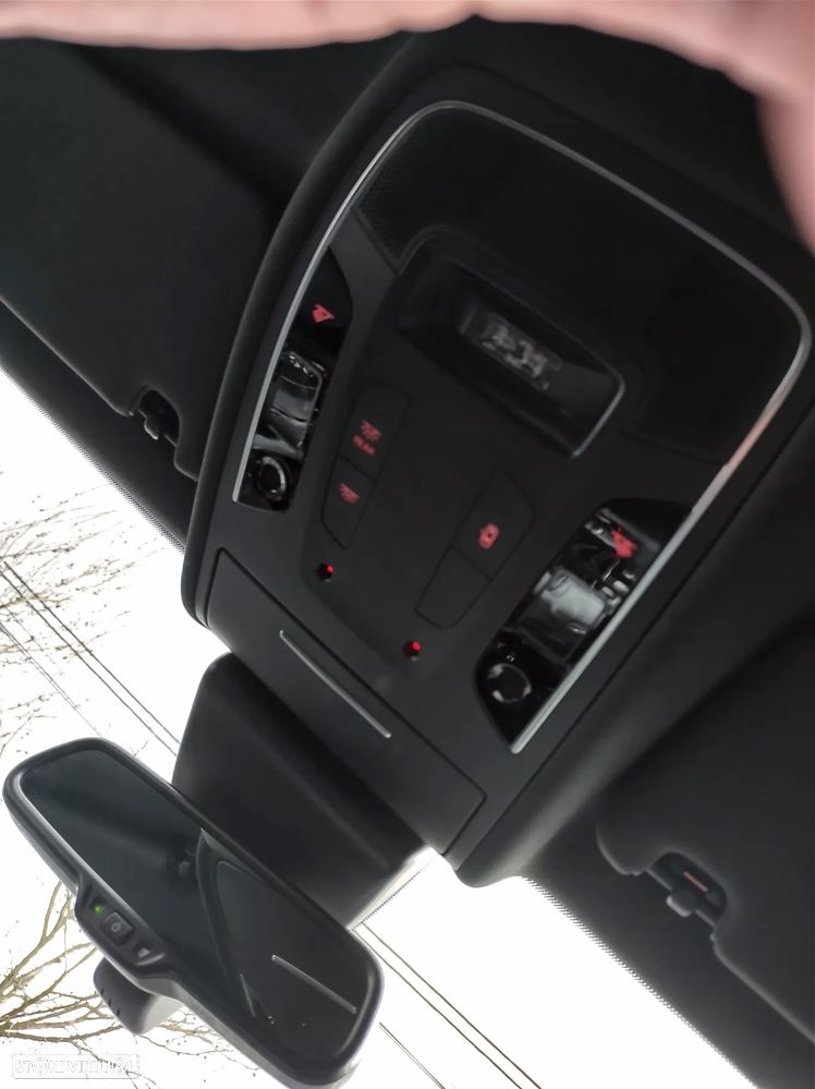 Audi A6 Avant 2.0 TDI Ultra S tronic - 31